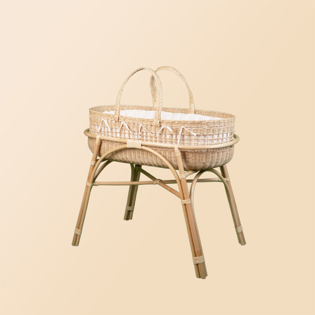 Angled view of the fixed stand for the Vera Moses Basket by MOMIJI.