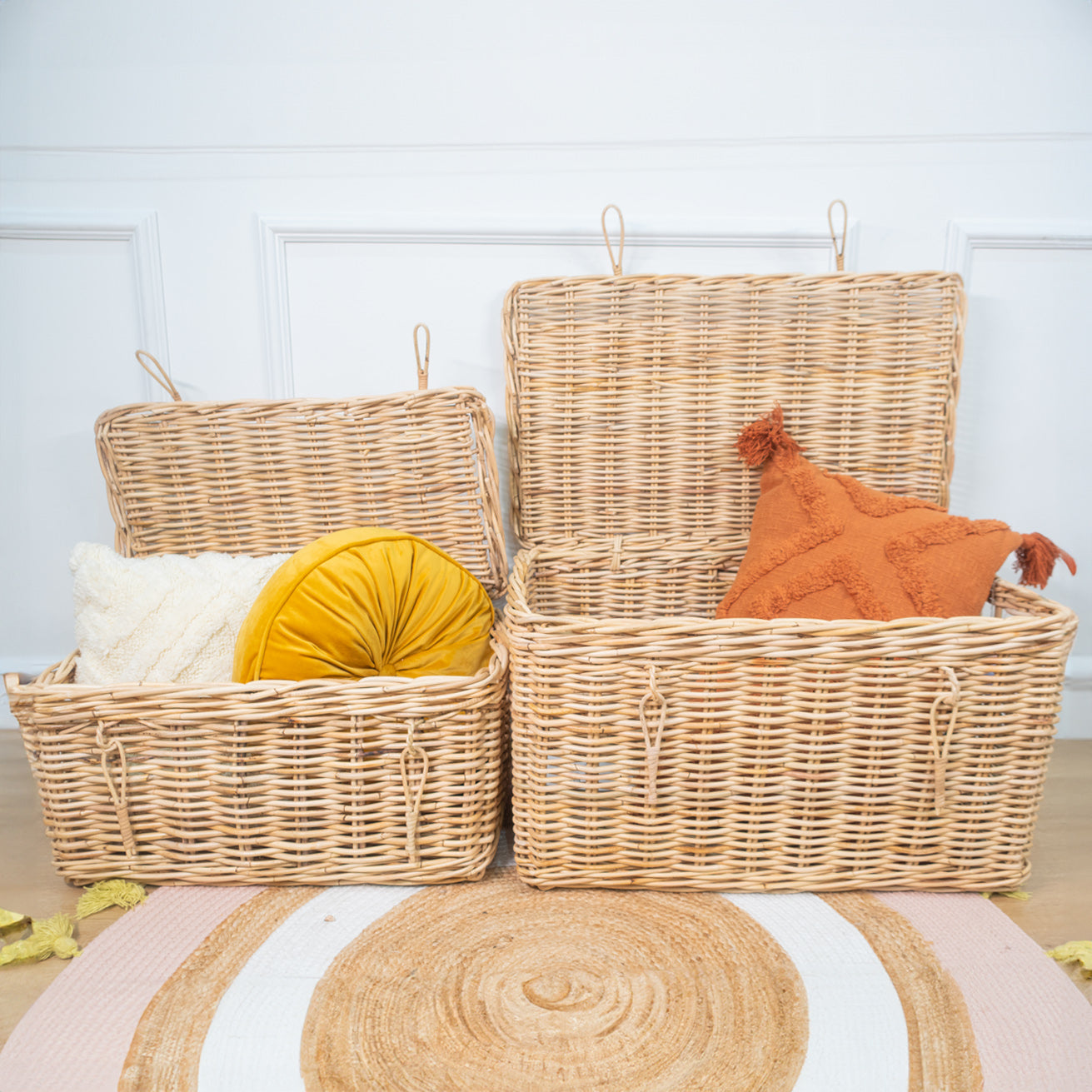 Rattan Storage Chest | Handwoven Wicker Trunk with Lid | Momiji