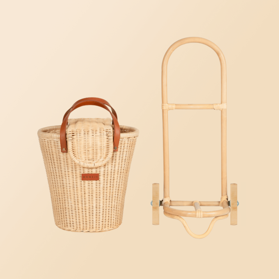 Front view of the Eric Kids Shopping Trolley by MOMIJI with its detachable shopping bag placed separately.