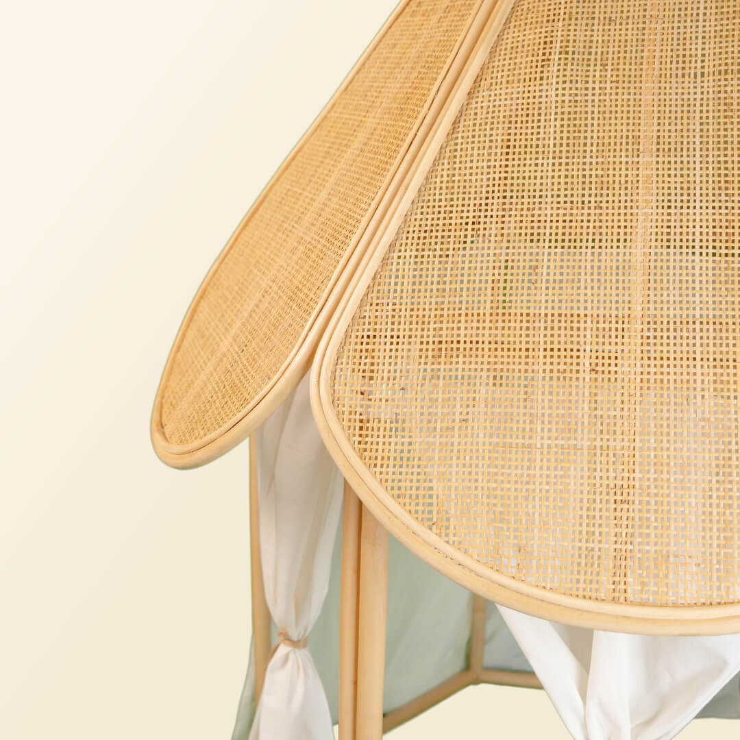 Close-up of the roof detail of the Leon Circus Tent by MOMIJI.