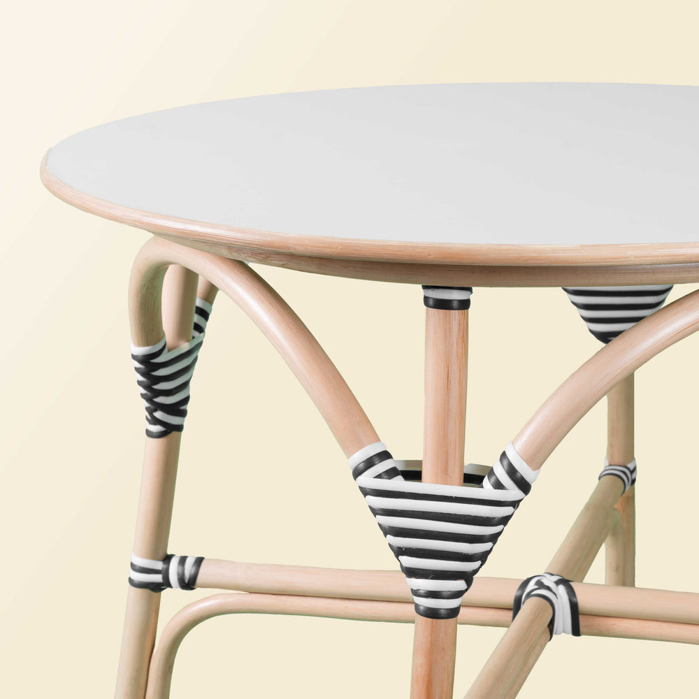 Close-up of the Aulia Kids Table – Medium by MOMIJI showing its construction detail.
