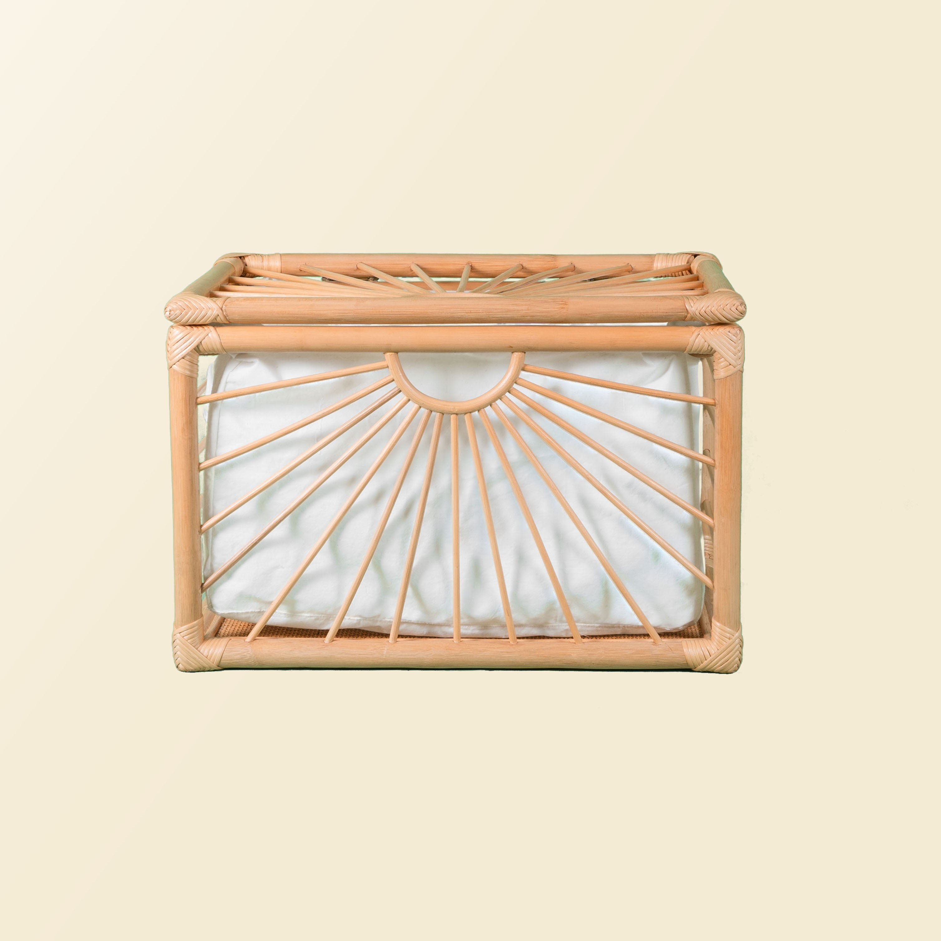 Quentin Storage Rattan Trunk | Handwoven Chest with Lid  | Momiji